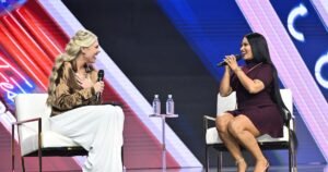 Nicki Minaj takes stage with Erika Kirk, praises Trump and mocks News…
