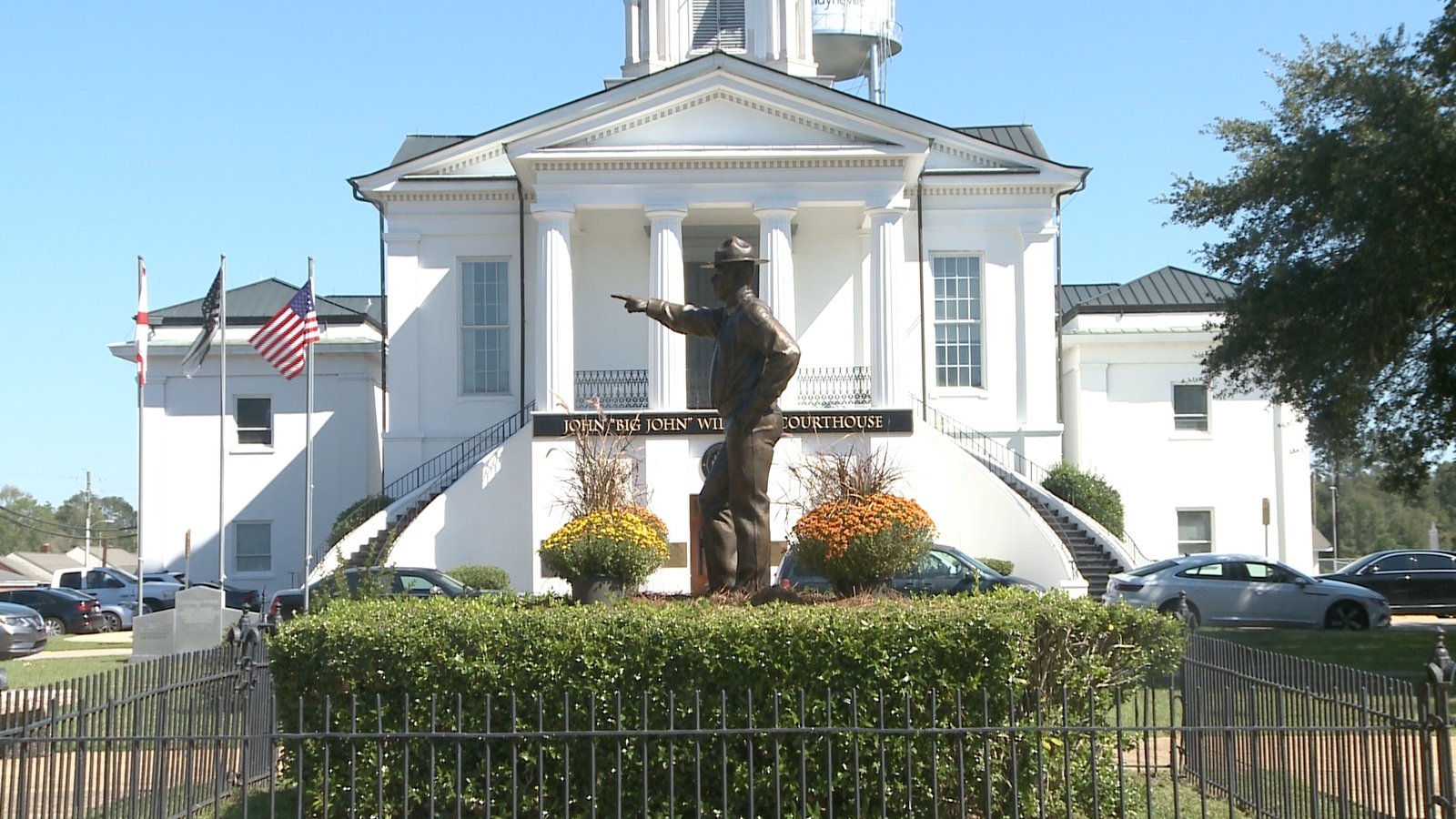Lowndes Co. Commission approves controversial data center - WAKA 8